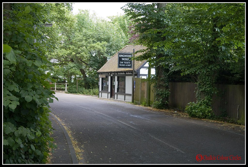 Loni's Angling Centre - Fishing & Tackle Boxes, New Milton